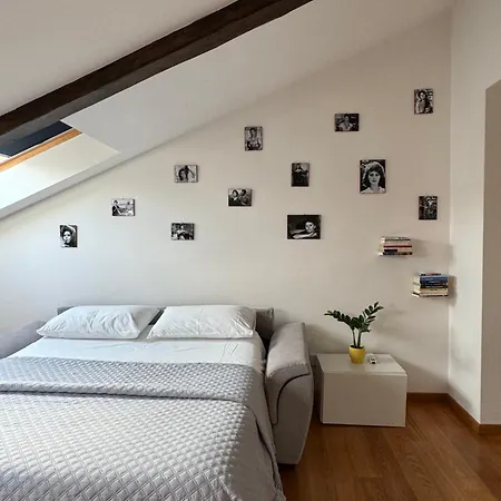 Apartament Loren House