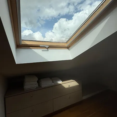 Loren House * Neapol